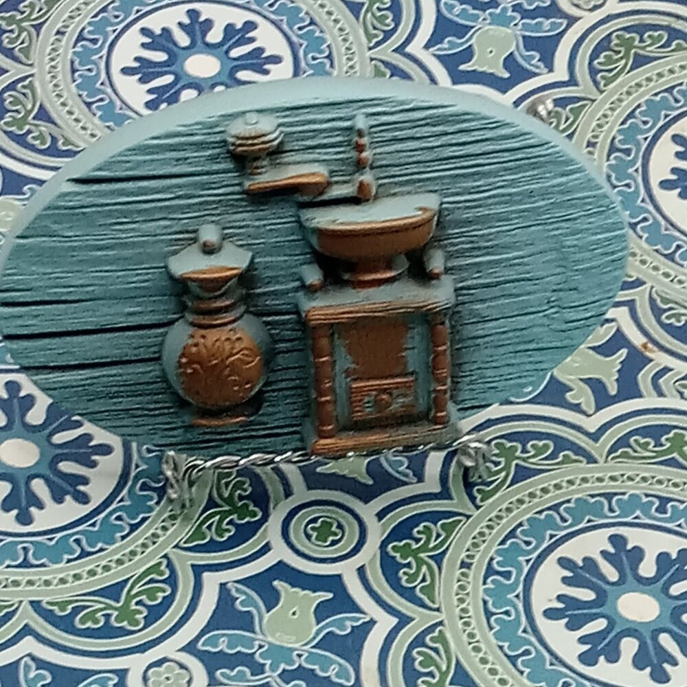 MILLER STUDIO '79 BLUE Oval Chalkware One Kitchen Plaque Coffee Grinder 5.25" - Picture 6 of 11